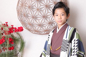 十三詣り 男の子　新作衣裳続々入荷！流行の袴で撮影可能！
